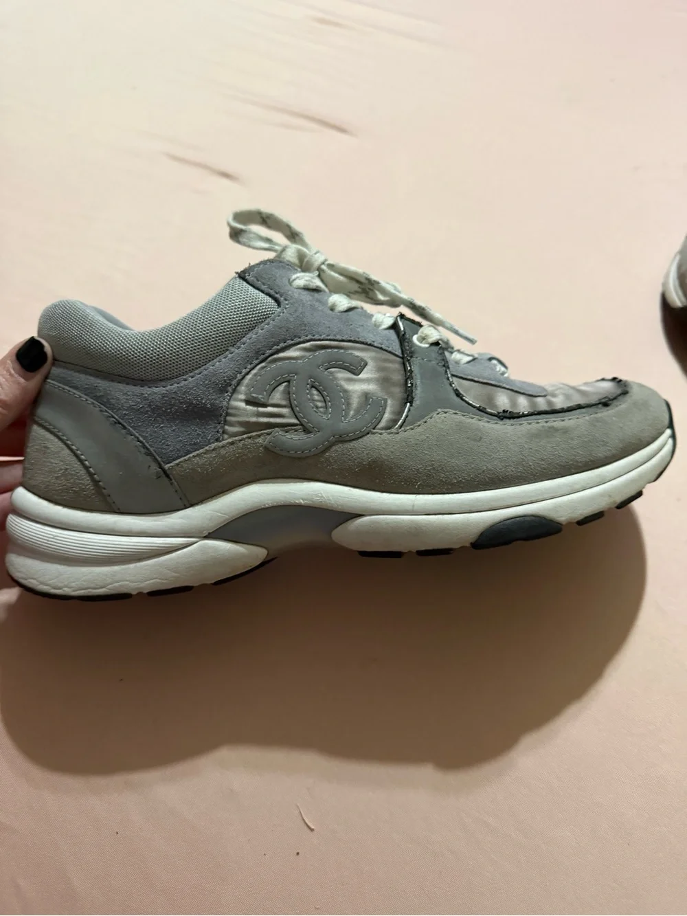 Authentic Chanel low top Trainer/Runner Sneakers Sz 41